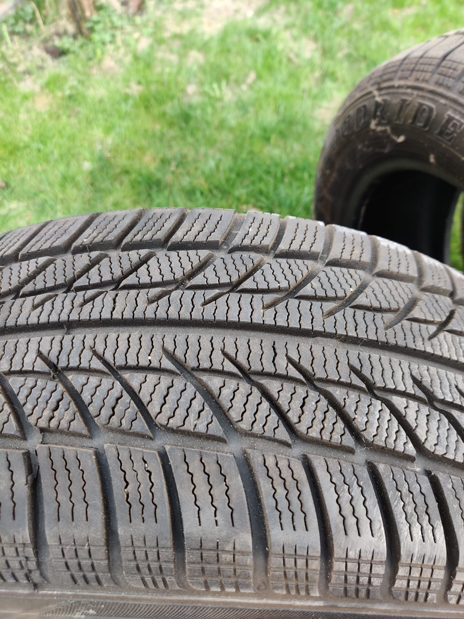 4x Opony zimowe 205/55 R16