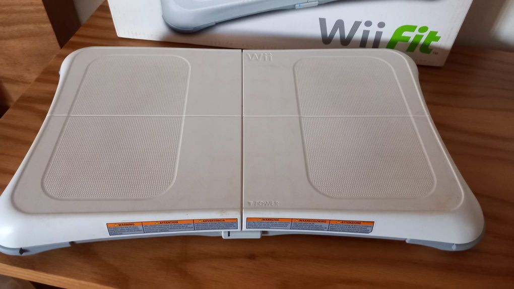 Nintendo wii com assessórios e jogos