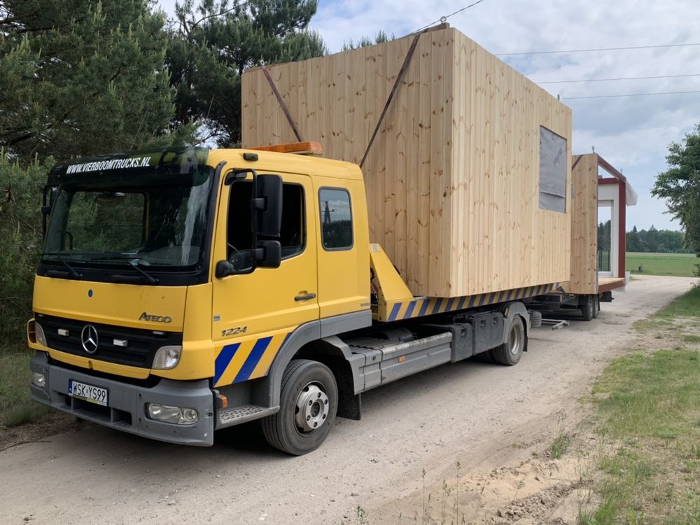 Transport AutoLaweta Holowanie Traktorow Busow Maszyn Rolniczych Busów