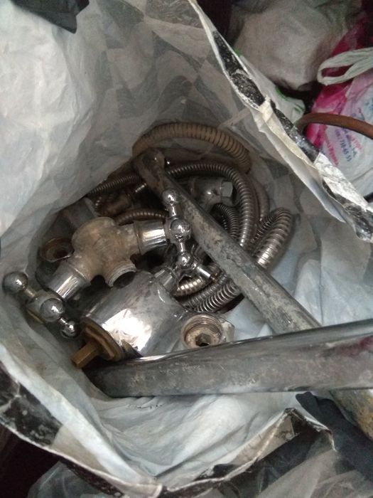 Продам новые  запчасти от тостера