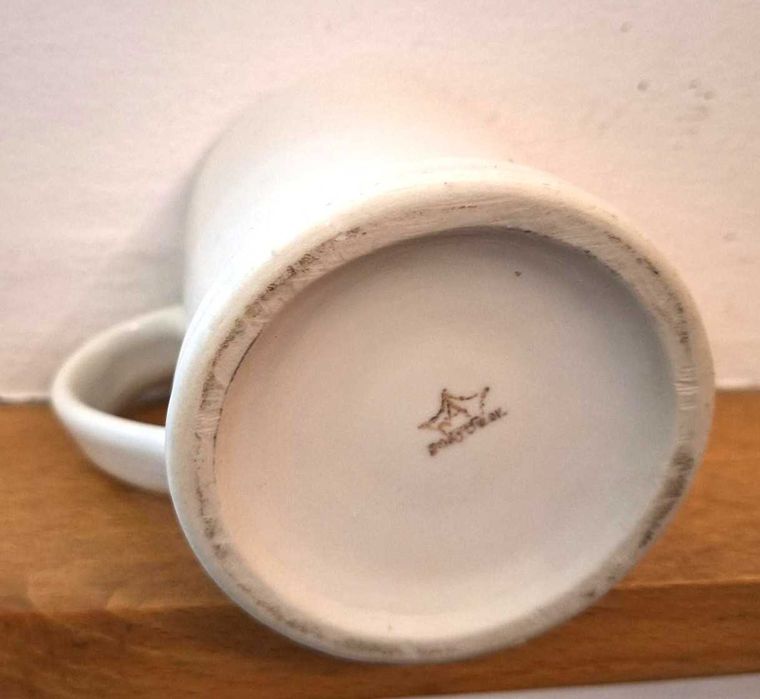 Caneca em porcelana branca Artibus, Aveiro, de quarto litro