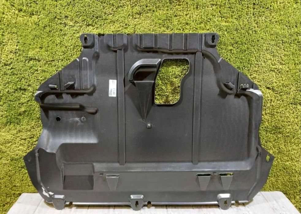 Защита двигателя захист двигуна Volvo V50 отсека моторного