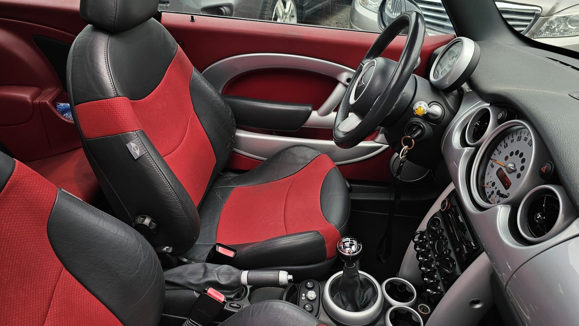 Mini Cooper panorama dach 1.6 115KM
