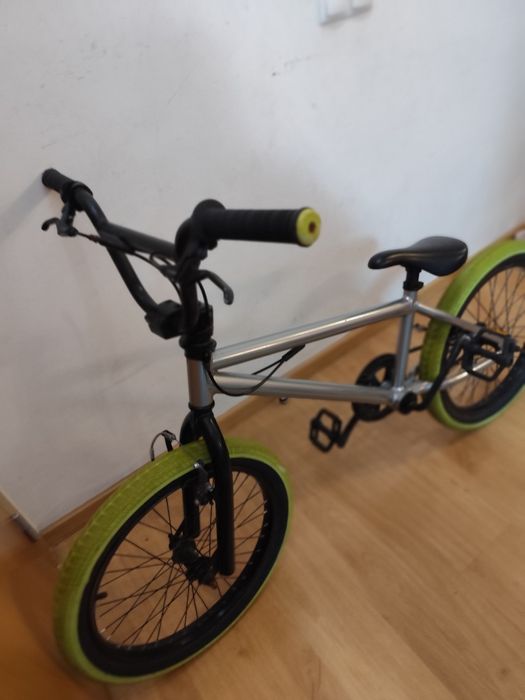 Bicicleta  BMX  roda 20