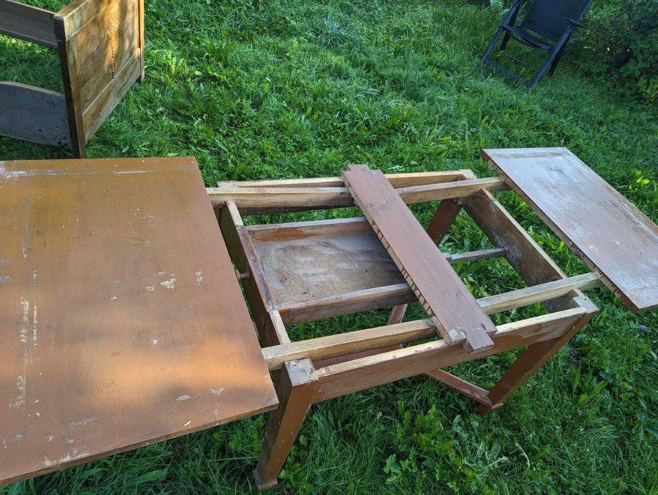drewniany stół prostokątny