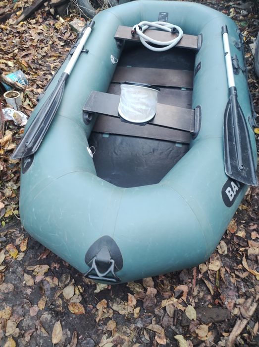 Продам лодку ПВХ барк 260