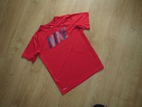 NIKE koszulka rozm.146-158