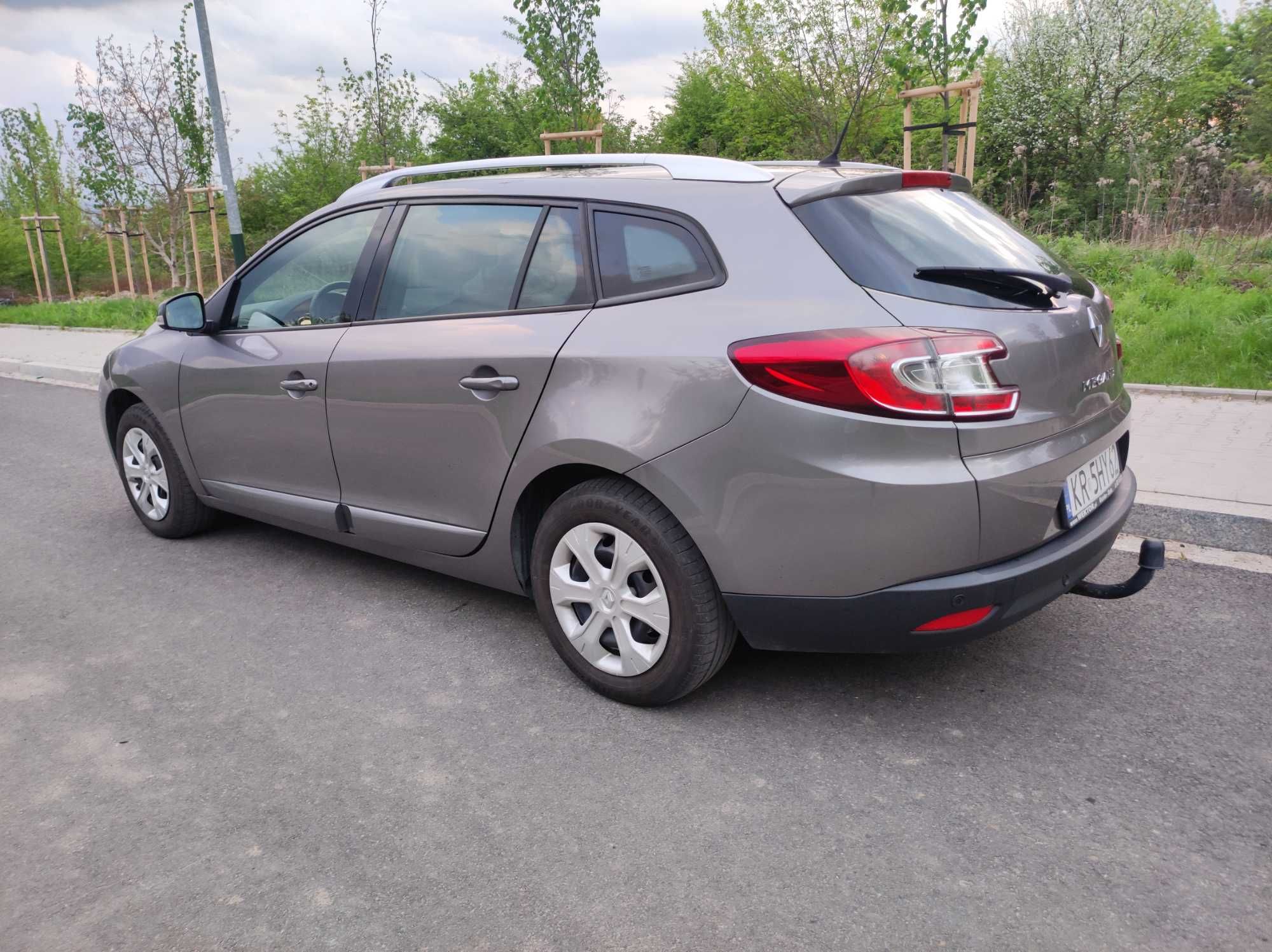 Renault Megane 3, 1,6b + LPG, Zadbany