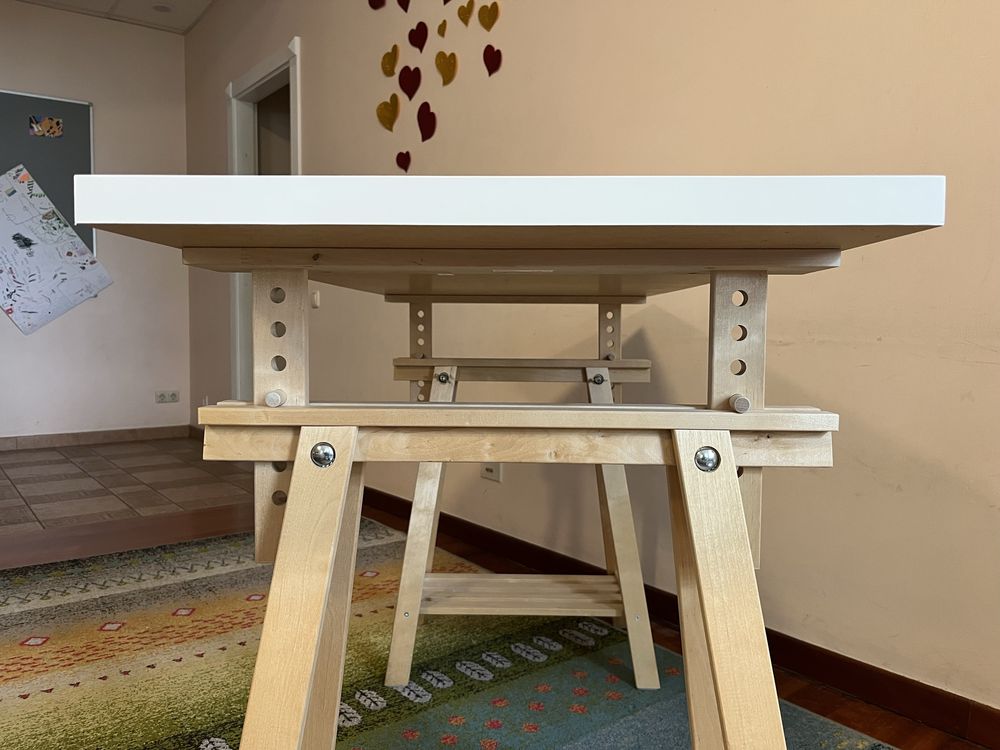 Письмовий стіл IKEA