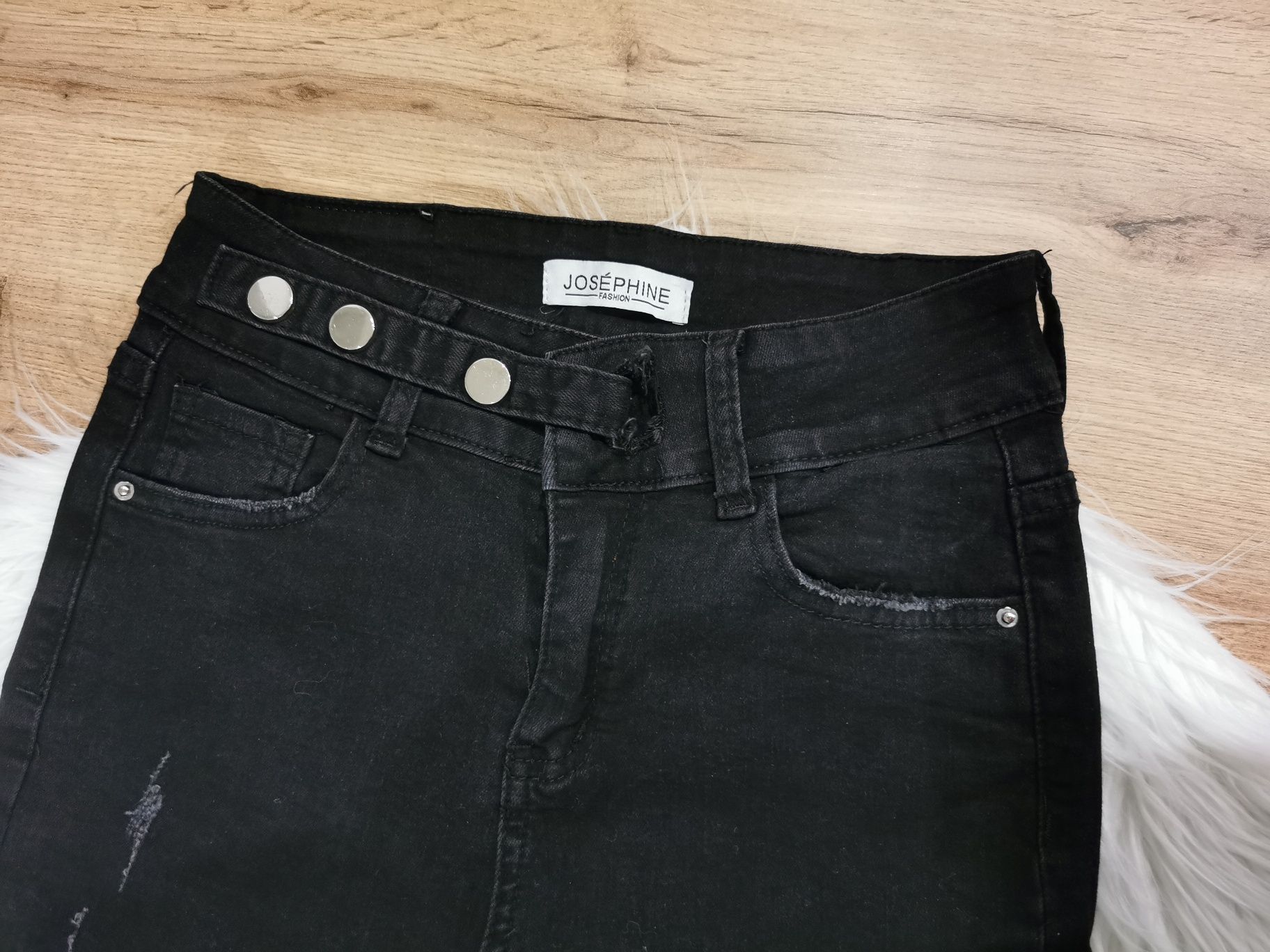 Spodnie jeansowe r. S/M 95% Bawełna