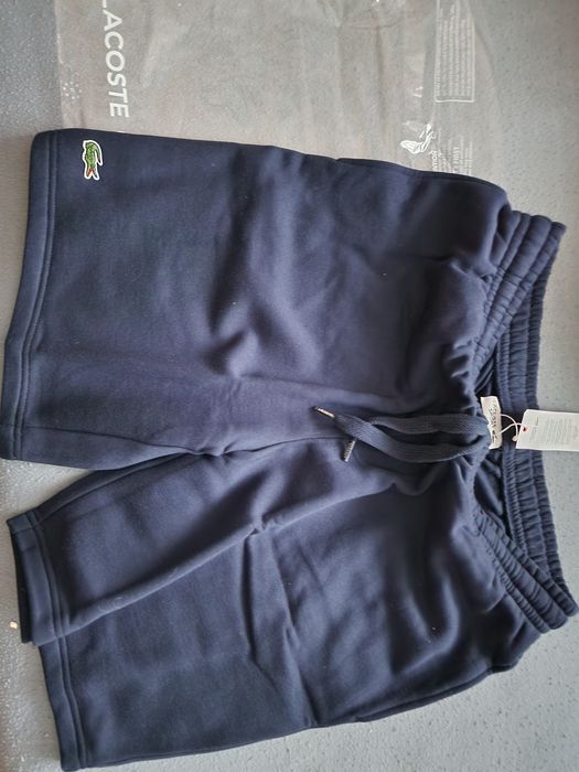 Spodenki  lacoste  r L