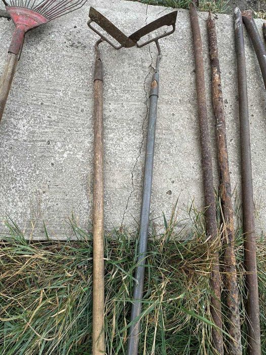 Продам лопаты, грабли, тяпки, ломы ссср.