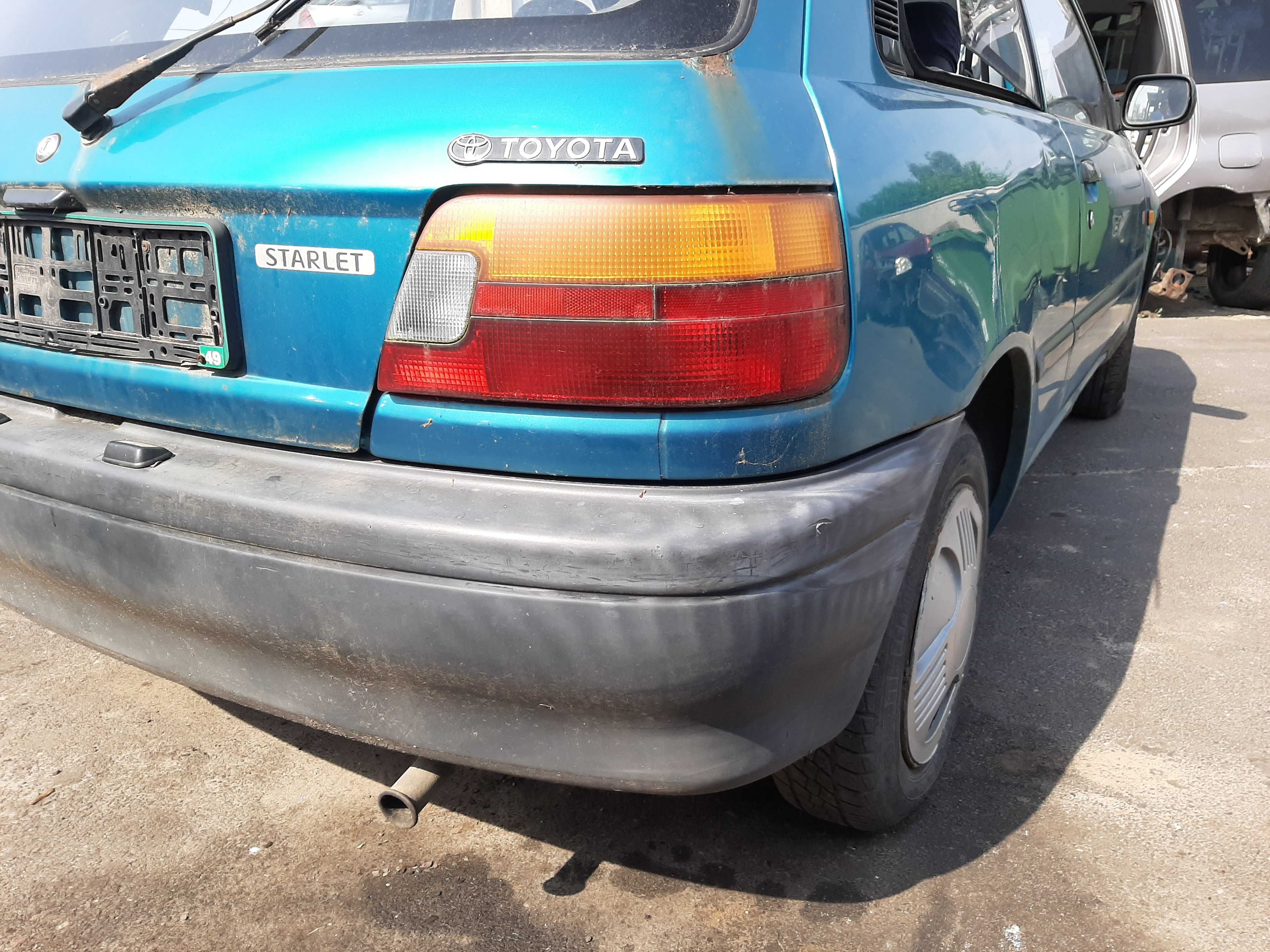 Starlet EP81 1.3i 3D 1995r.Lampa tylna