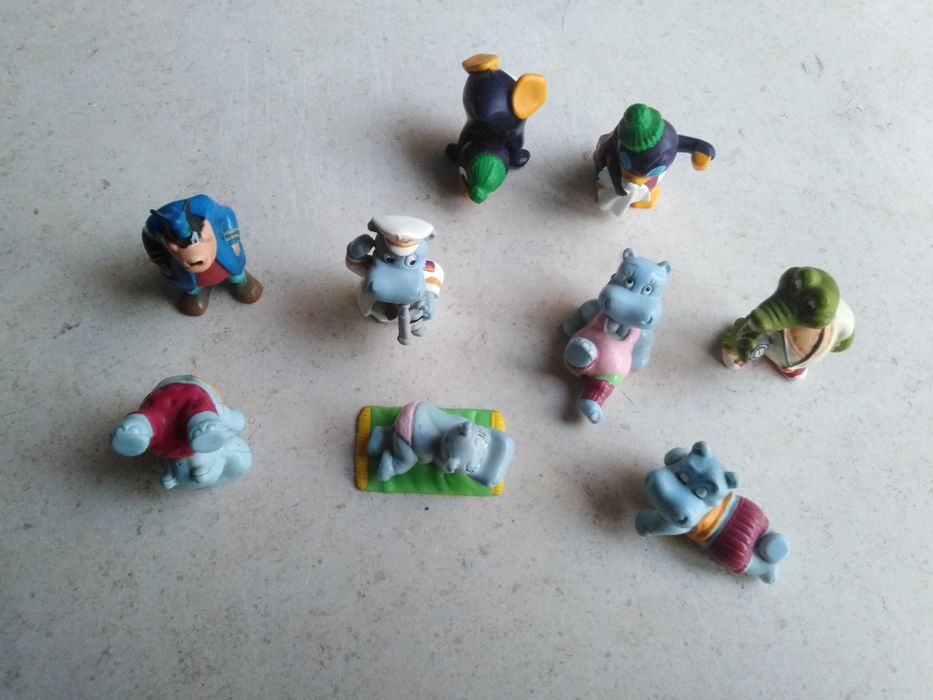 9 Brindes coleccionáveis Kinder ovo.