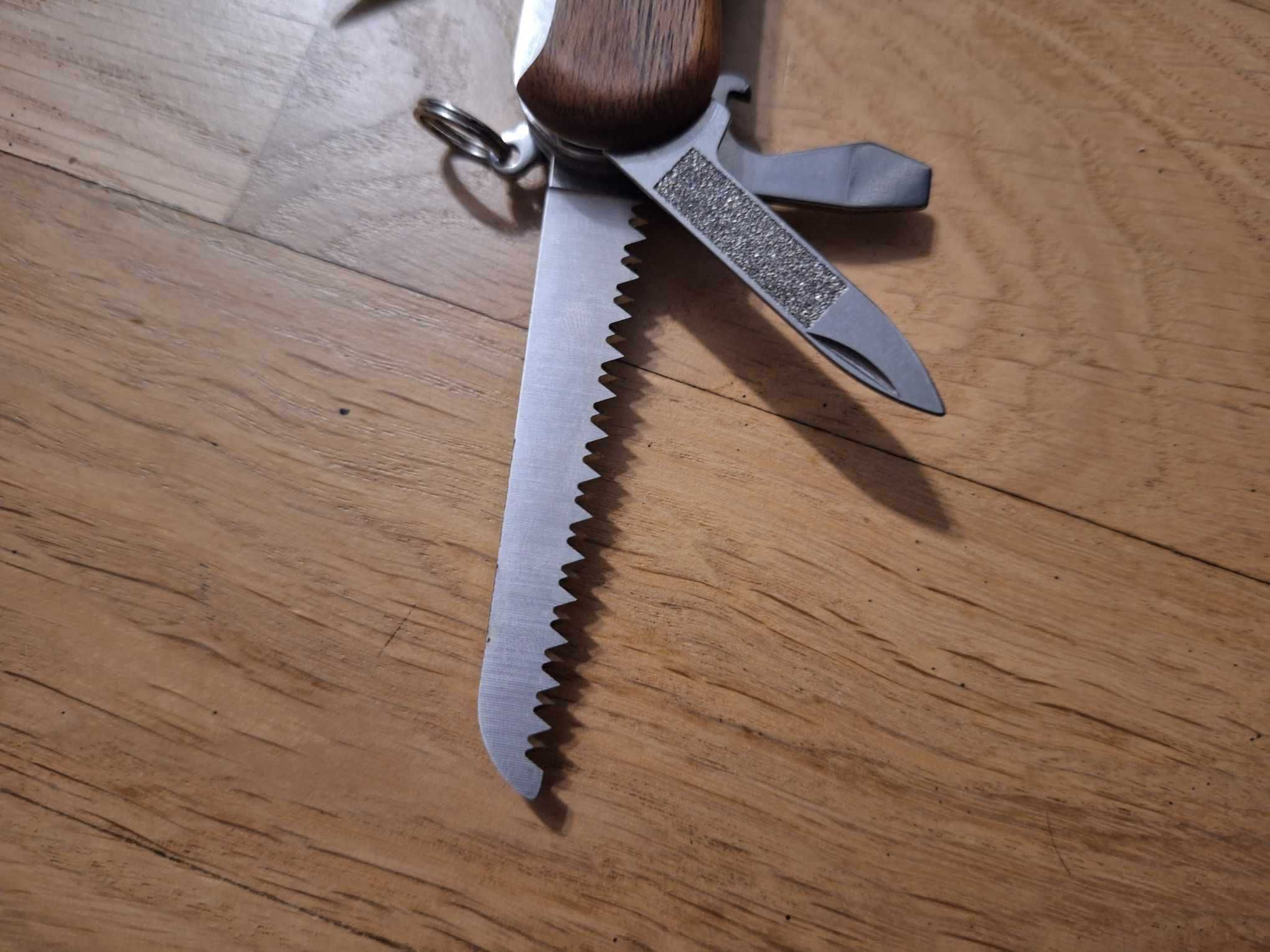 Scyzoryk Victorinox EvoWood 17