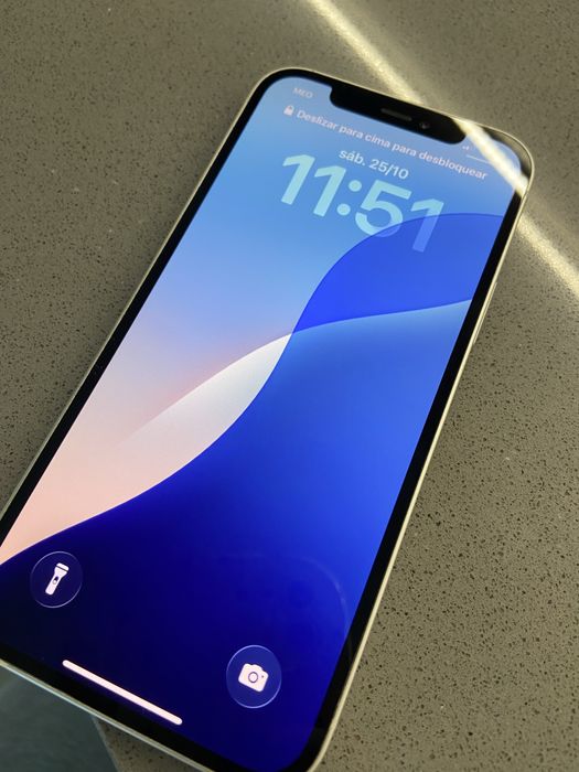 iPhone 12 com 64gb