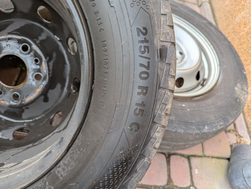 Felgi z oponami 215/70 R 15 C