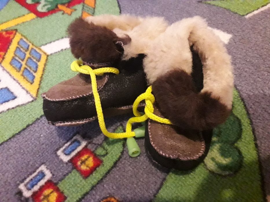 Buciki niechodki ciepłe NOWE