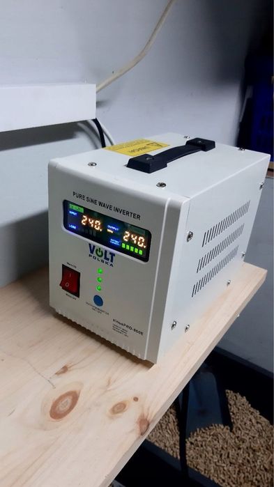 Джерело безперебійного живлення 500Вт Volt Polska Sinus PRO 800E