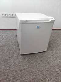 Холодильник ELECTRO-LINE BC 50A міні