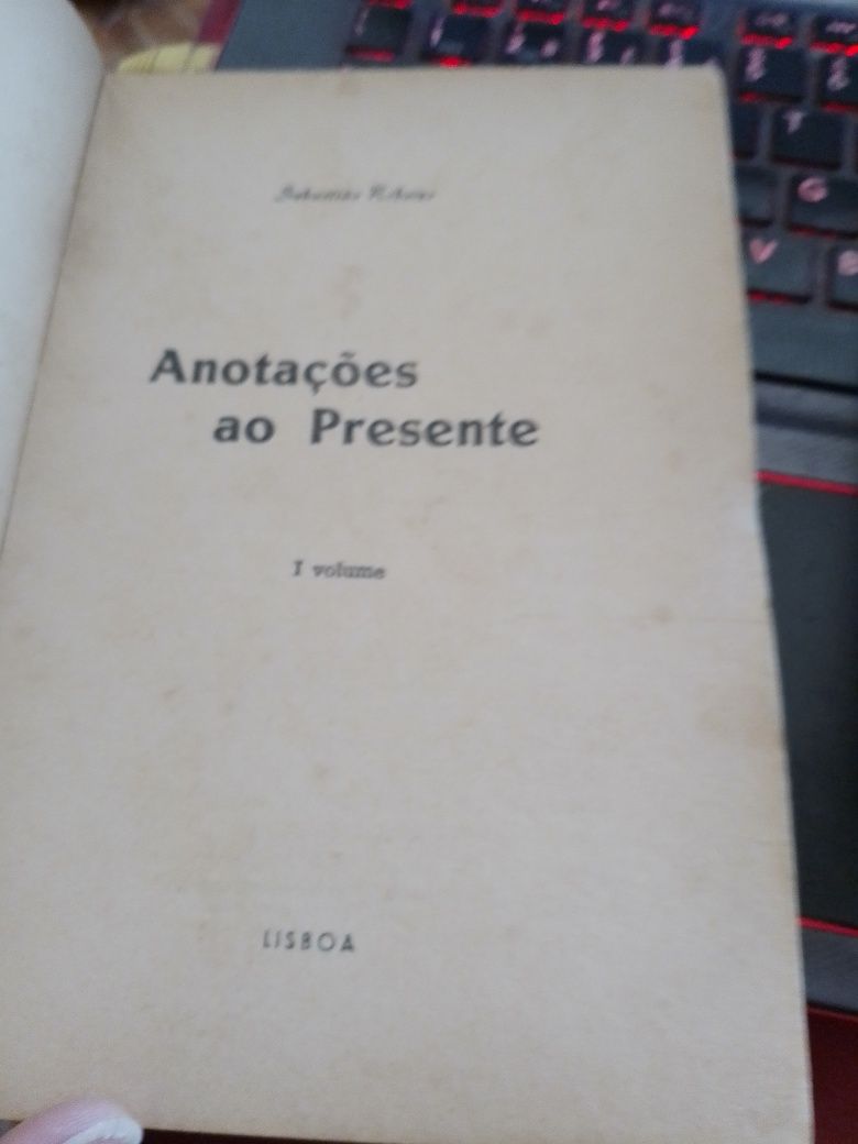 Anotações  presente-S.RibeiroI-II-1e-1-12Eou2-20E-Peça antiga5EDesde2E