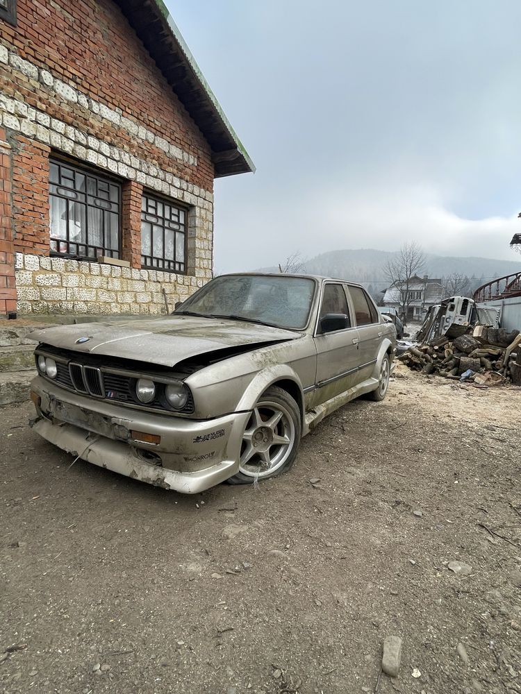 Бмв е30 BMW E30 м10б18