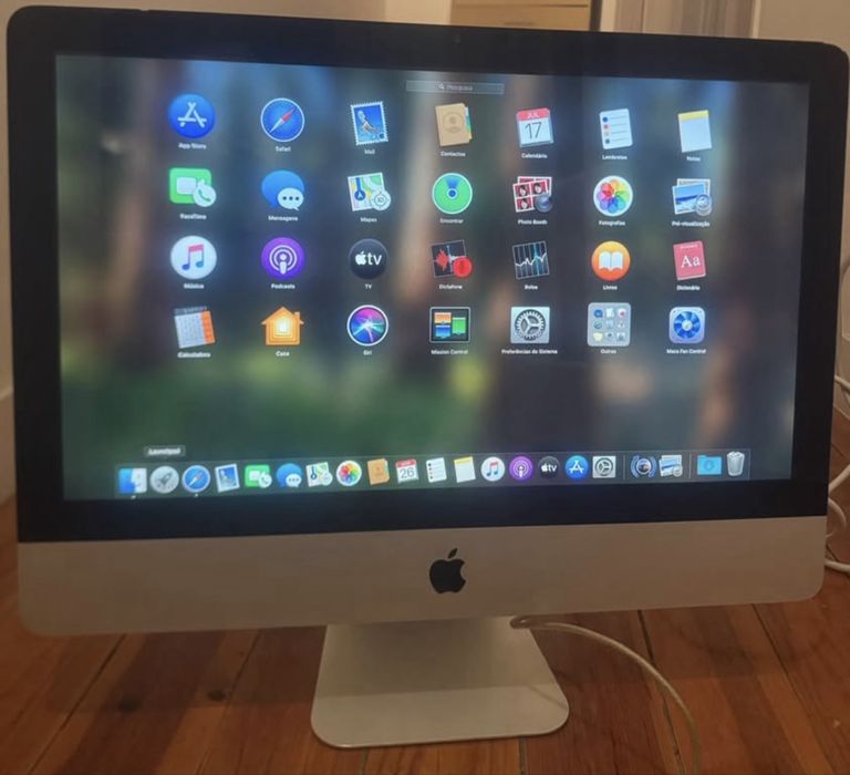 Imac 21,5” / intel I3/ 8GB ram/macOS Catalina