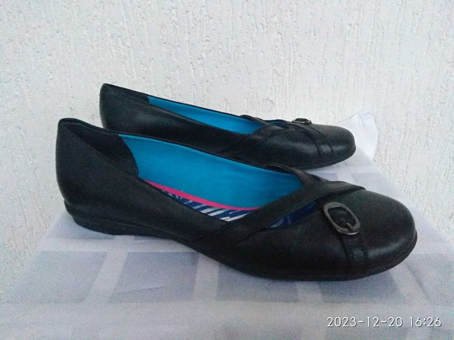 Туфли,балетки кожанние Clarks slim fit р. 41