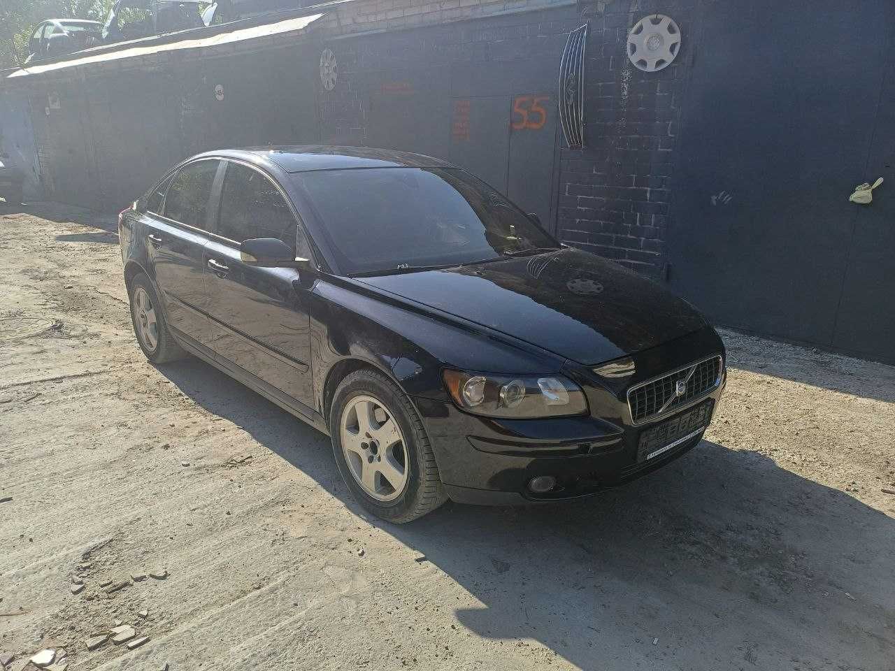 Бампер передній Volvo S40 V50 2004-2012 разборка