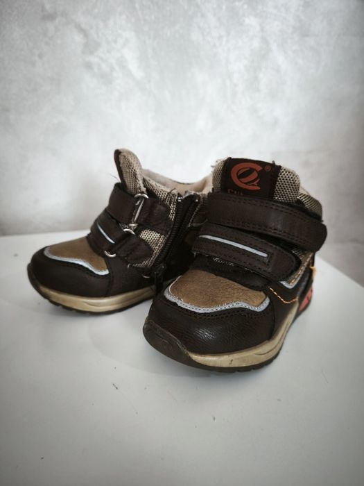 Дитяче взуття, різне.