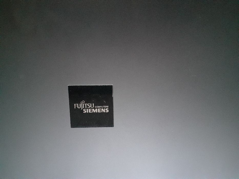Sprzeam laptop - Fujitsu Siemens