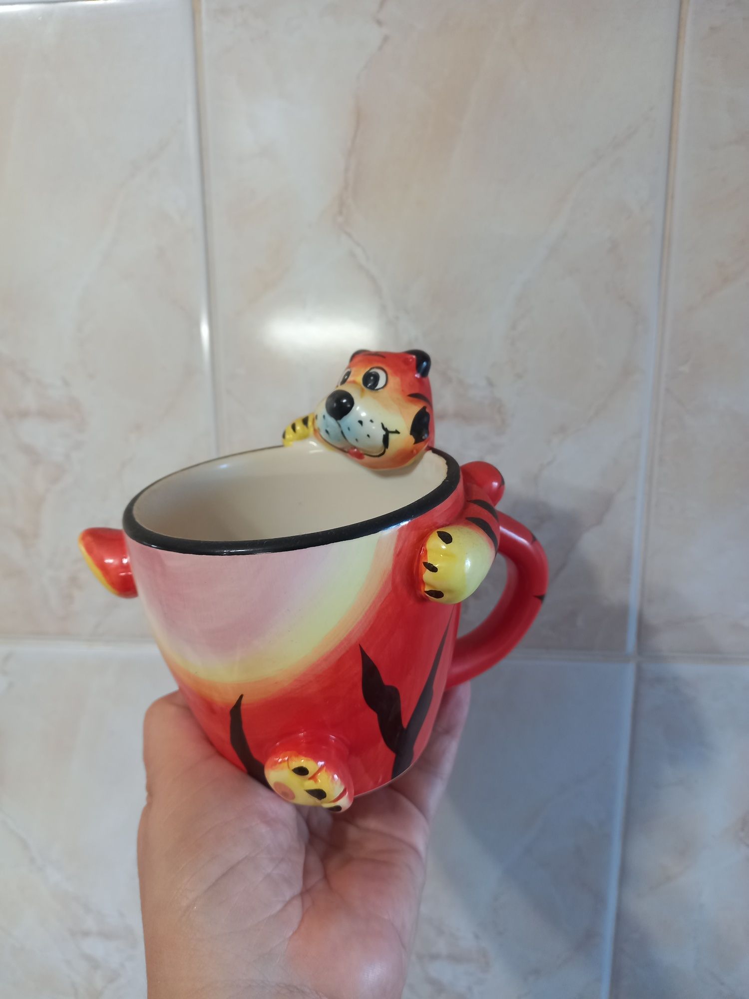 Чашечки,дитячий посуд