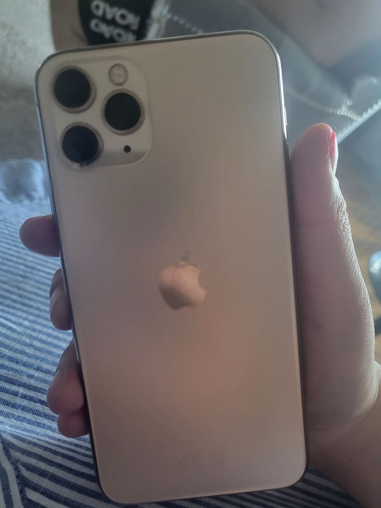 Iphone 11 pro zloty