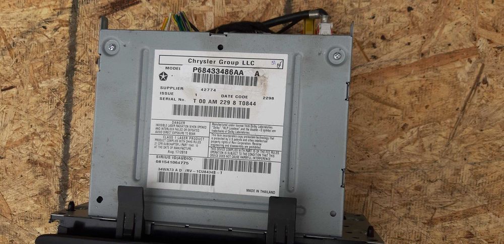 Radio Chrysler Voyager Dodge Caravan 14-19r