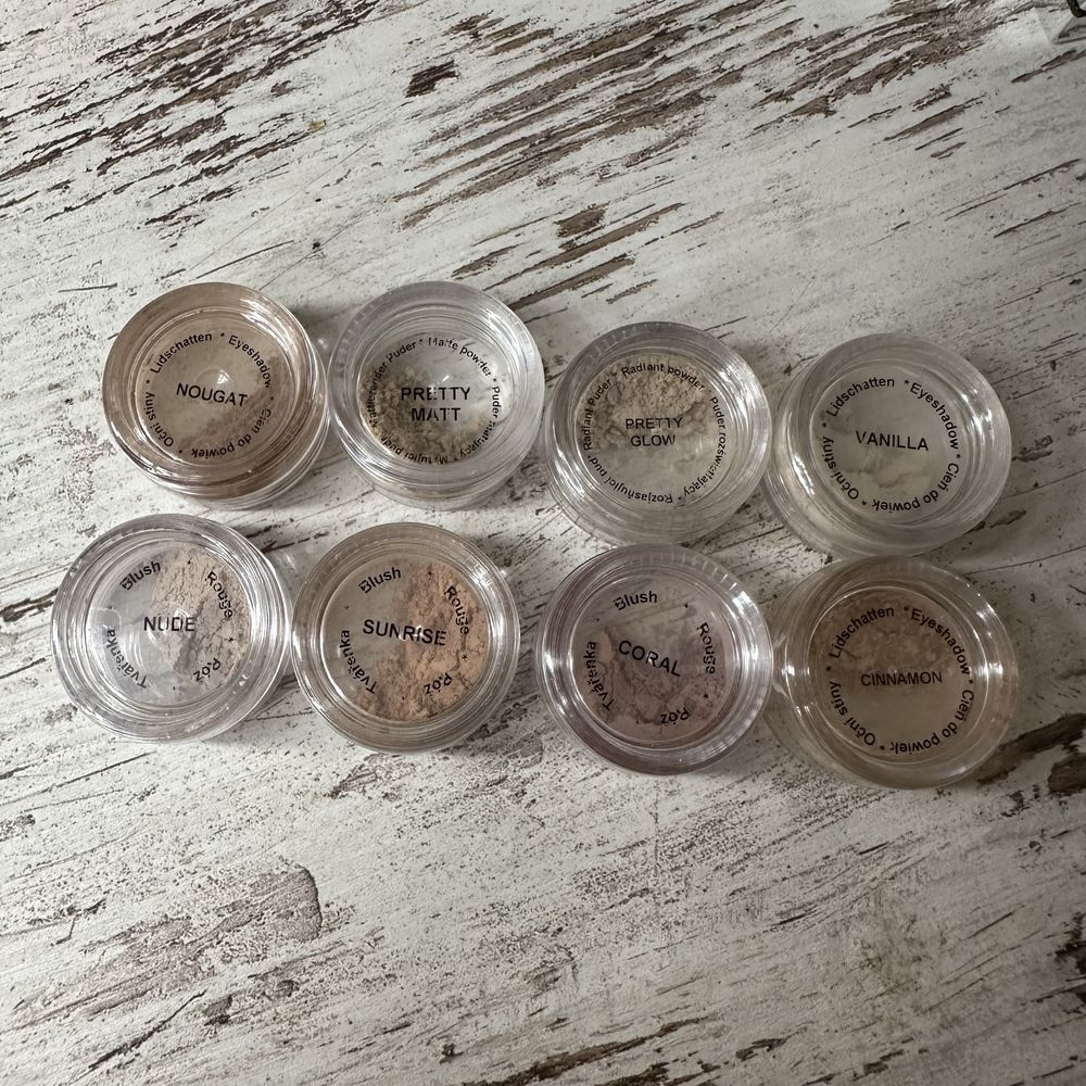 Miniatury Annabelle Minerals puder róże cienie do powiek
