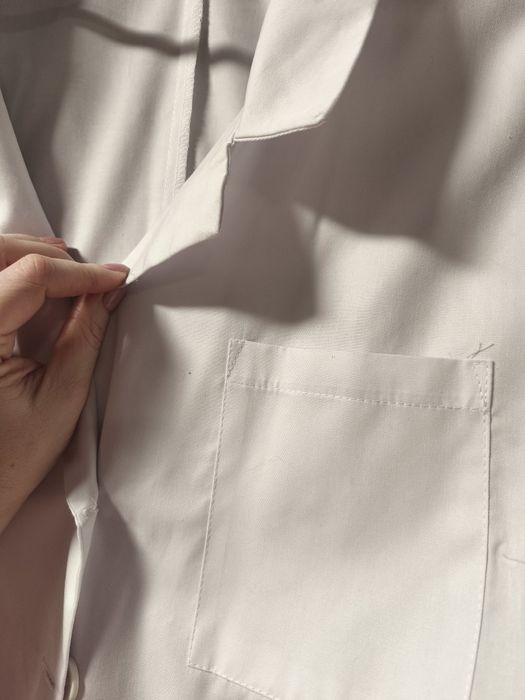 Халат медичного працівника, розмір 58, Білий халат