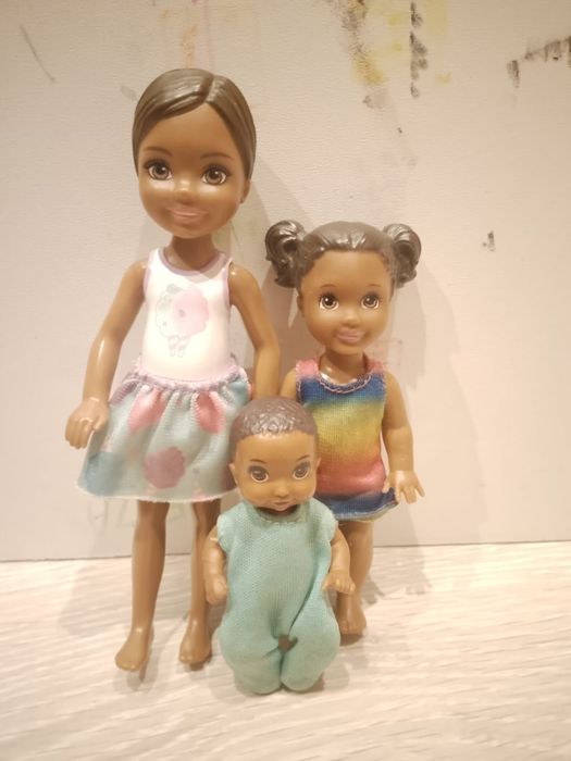 Zestaw trzech laleczek