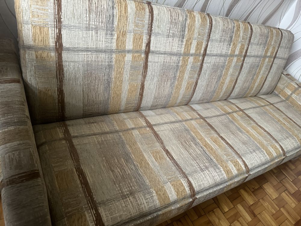 Wersalka kanapa sofa łóżko tapczan rozkładany pojemnik
