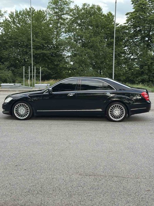 Продам Mercedes-benz S-Class 221