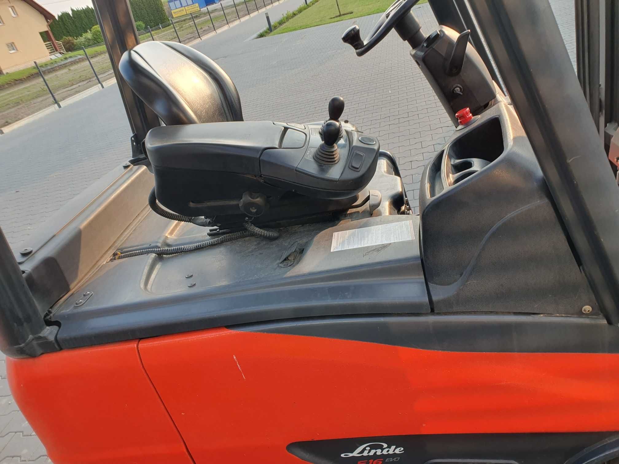 Wózek LINDE E16PH 2014r 4 kołowy WOLNY SKOK , E18 E20 E14 ELEKTRYK