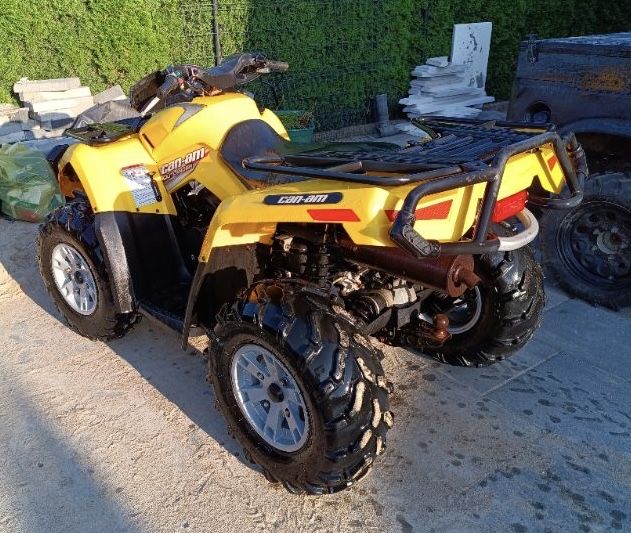 CAN-AM Outlander 800 XT 4x4