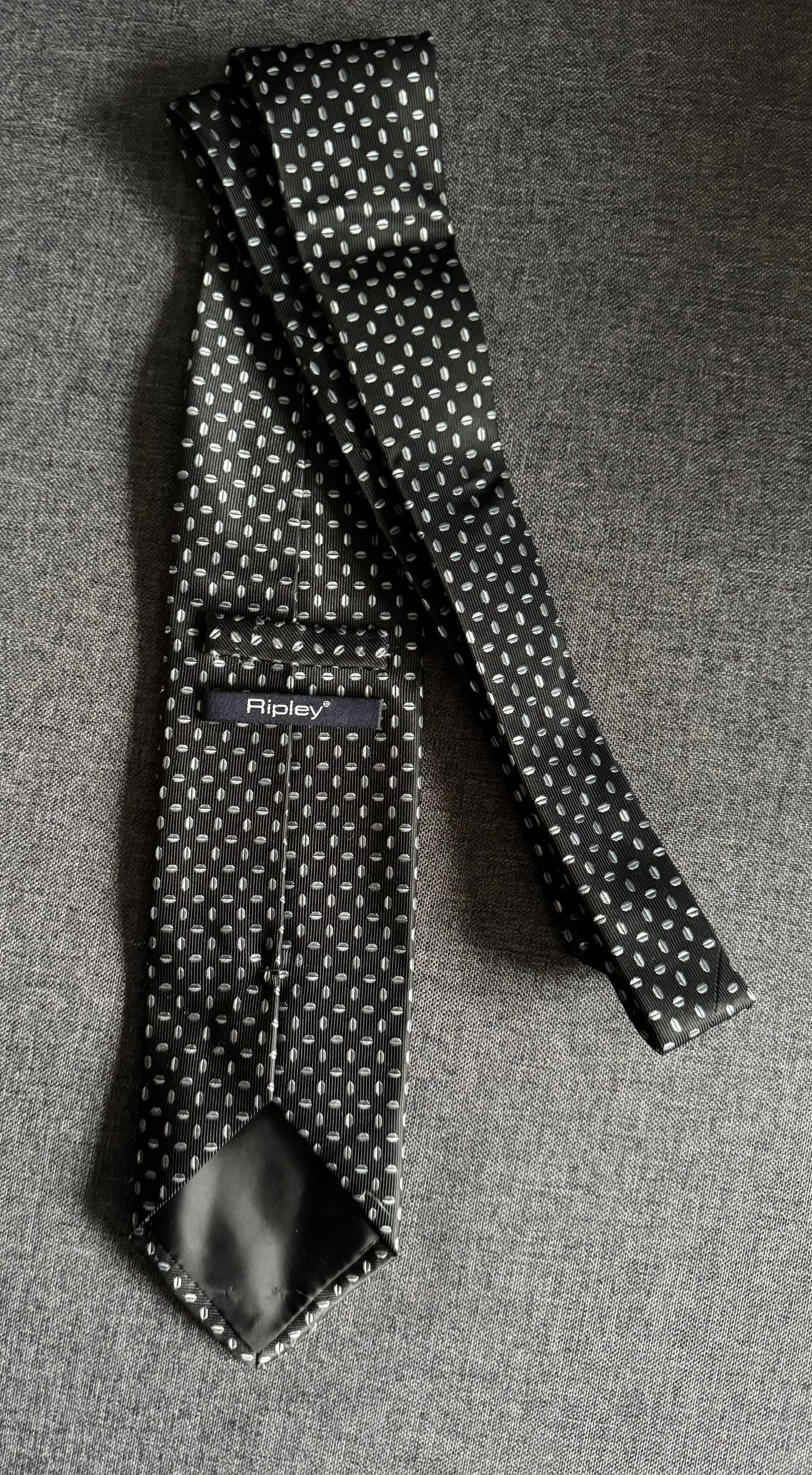 Jedwabny krawat, czarny we wzorki