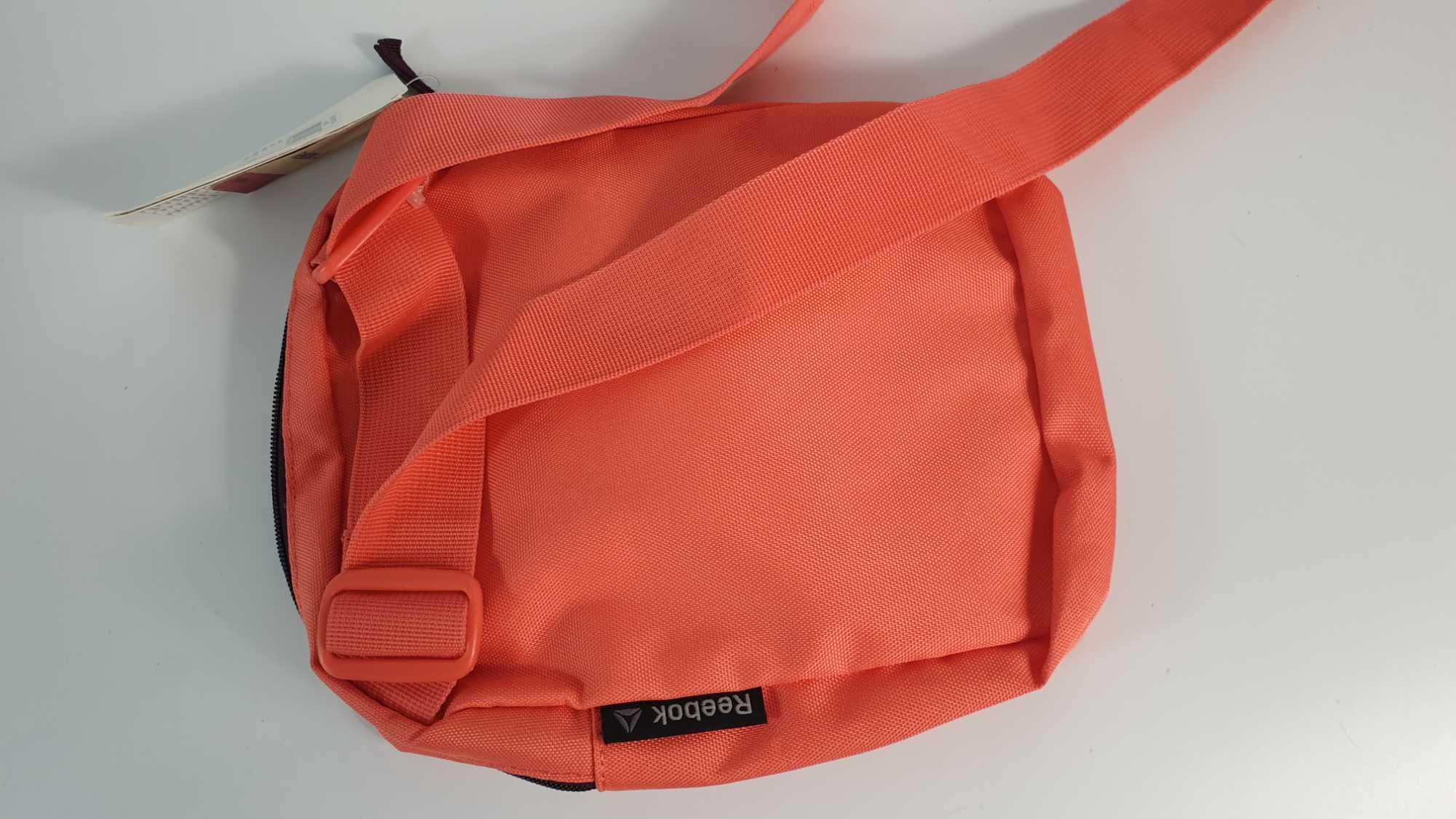 Reebok torba torebka miejska sportowa na ramię