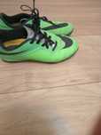 Buty halowe do piłki nożnej