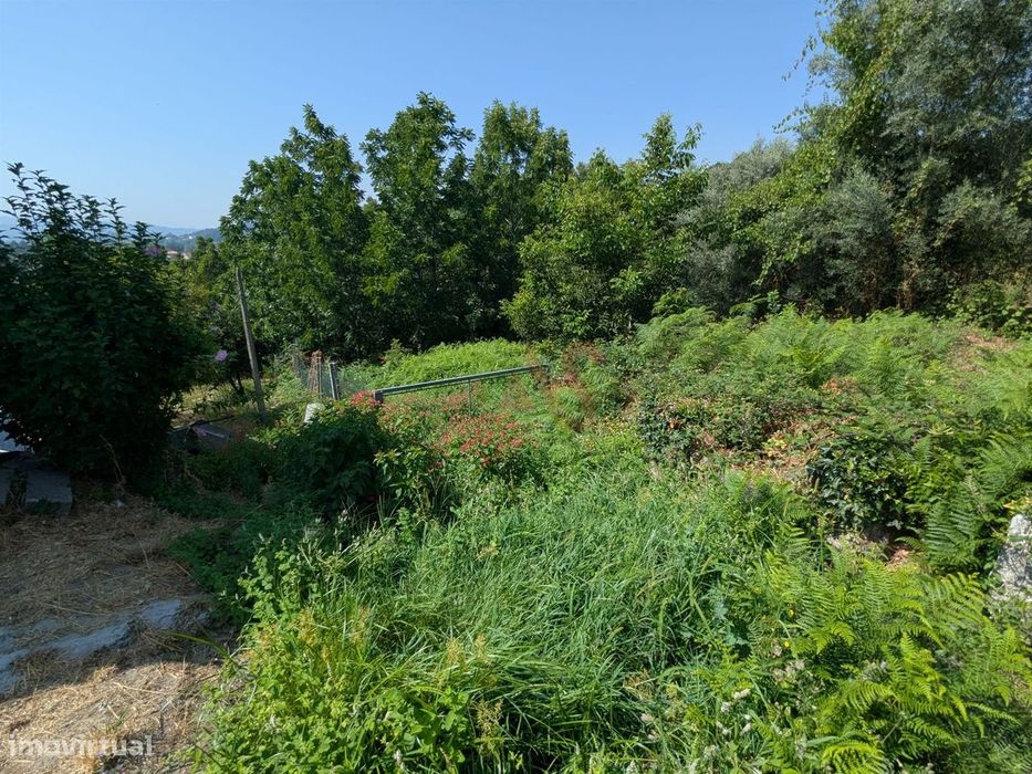 Terreno Rústico com 612,76 m² em Travassós, Fafe – Inserido em Zona de