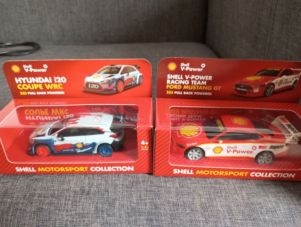 Kolekcja samochodzików ze stacji Shell