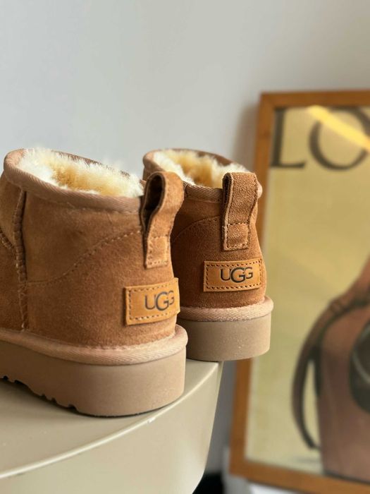 Buty UGG_CLASSIC_ULTRA_MINI_damskie_Trampk R.40