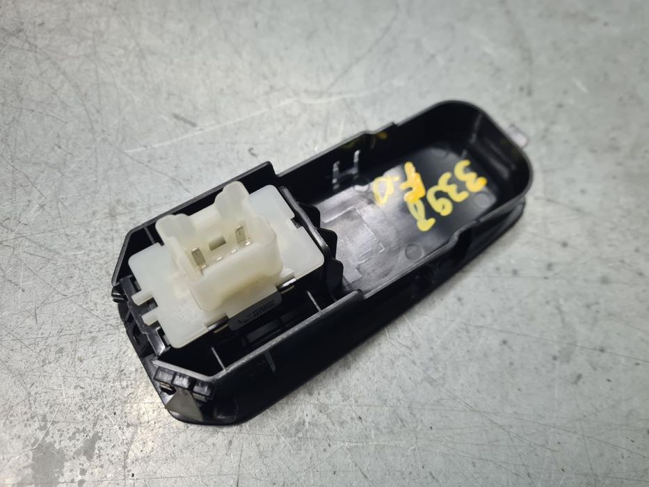 Comando / botão / interruptor vidros frente direito RENAULT Trafic III