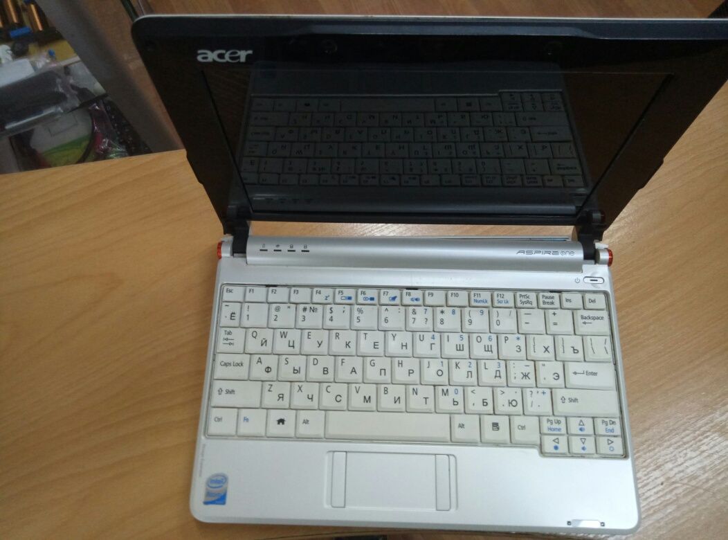 На запчасти Acer ZG5