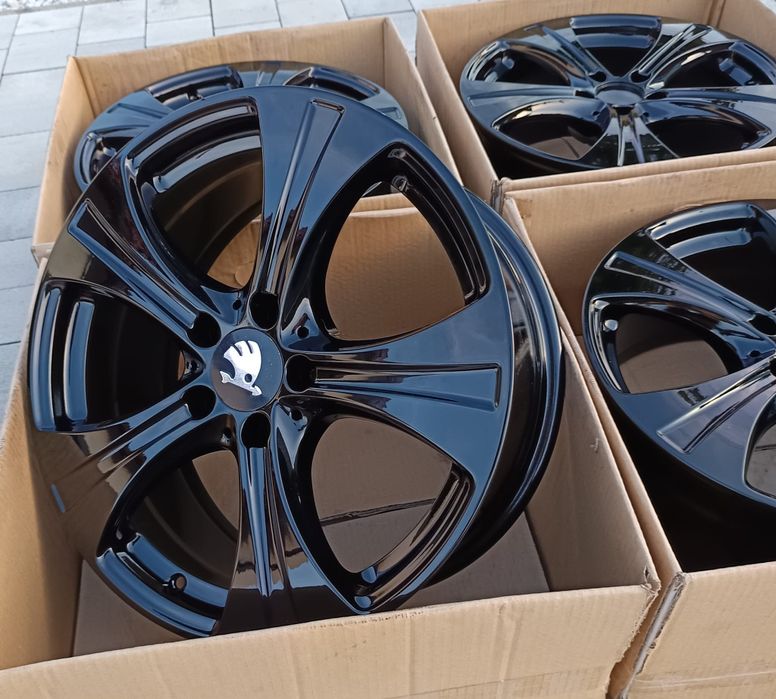 #M10C Alufelgi R18 5x112 ET38 Skoda Karoq Kodiaq Octavia Superb